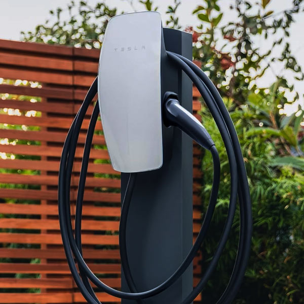Tesla Wall Connector