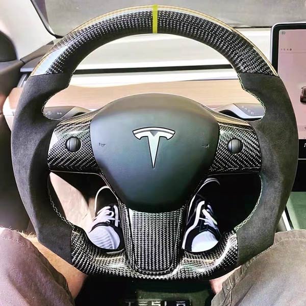 Garniture de volant carbone<br> Tesla Model 3 - Y - Model Sport