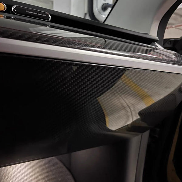 Insert de boite à gant carbone<br> Tesla Model 3 - Y - Model Sport
