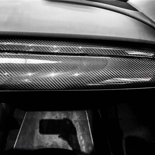 Tableau de bord full carbone<br> Tesla Model 3 - Y - Model Sport