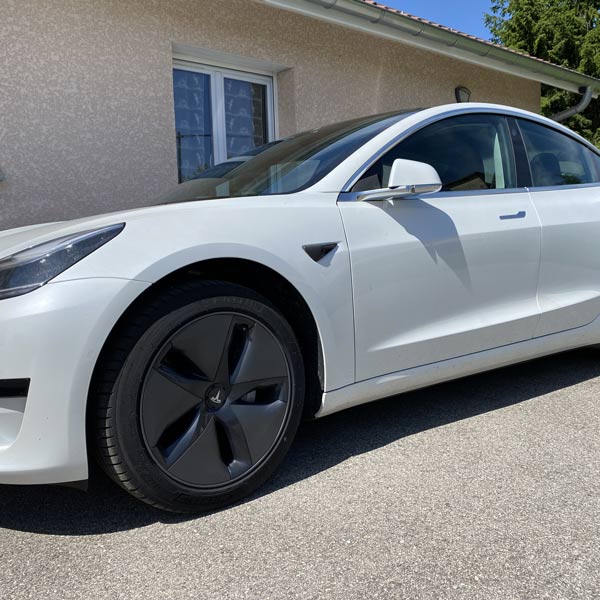 Accessoire Tesla Model S - 3 - X - Y<br> Couvre caméra carbone<br> 3 finitions - Model Sport